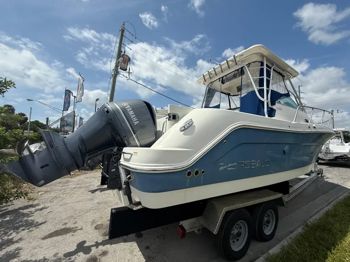  Yacht Photos Pics 2015 Robalo R305 - Image 3