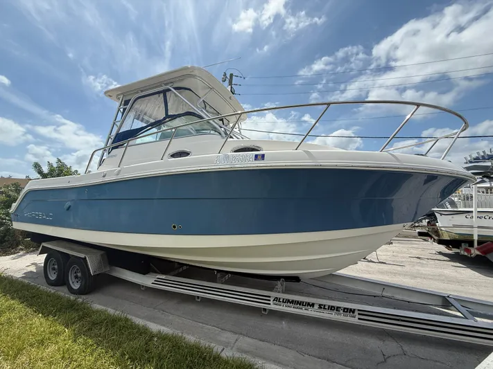  Yacht Photos Pics 2015 Robalo R305 - Image 1