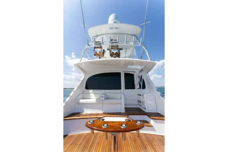Hammerheads Yacht Photos Pics 2021 Viking 54 Convertible HAMMERHEADS Cockpit