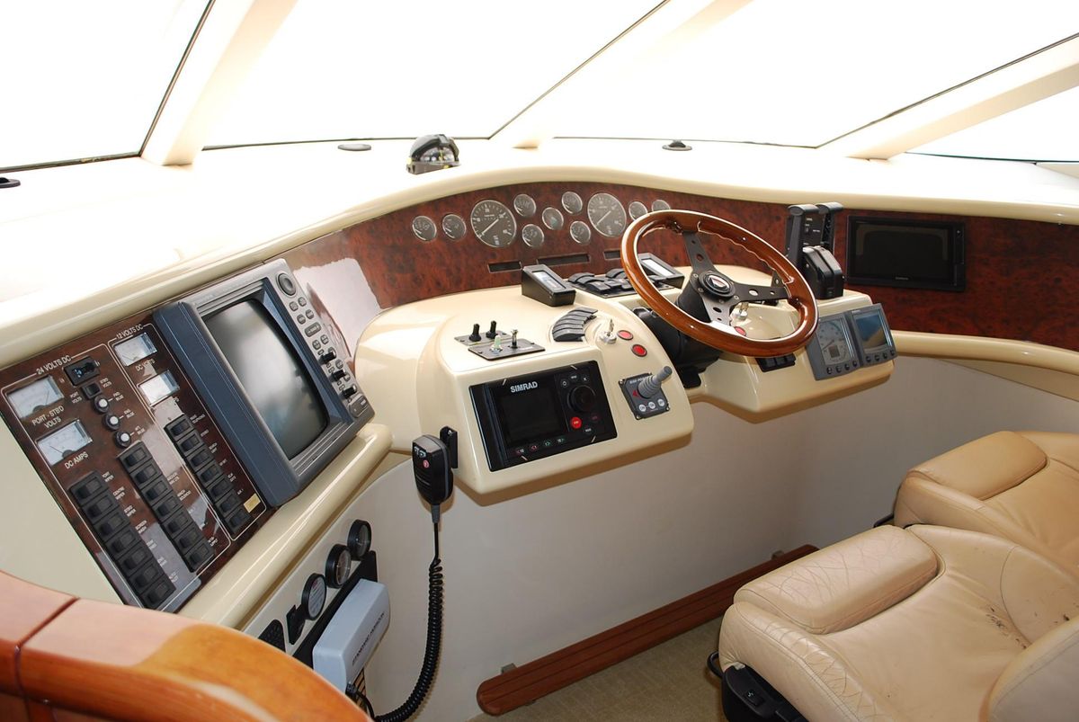 2000 Fairline 52 