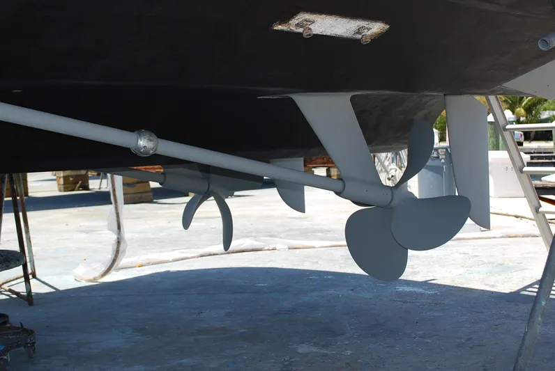 No Name Yacht Photos Pics Propellers of a 2000 Fairline Squadron yacht on dry dock.