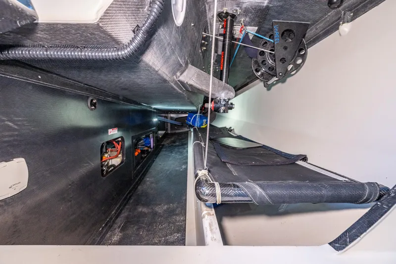 Manifest Yacht Photos Pics 