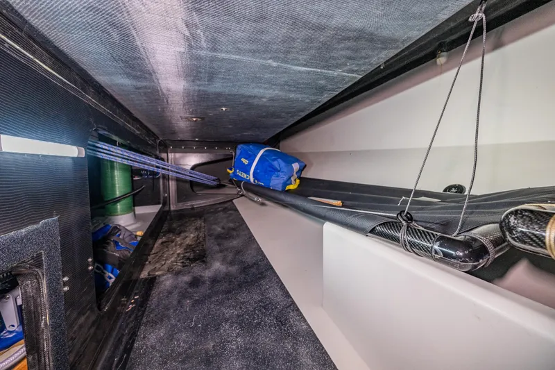 Manifest Yacht Photos Pics 