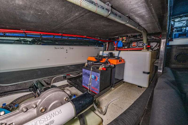 Manifest Yacht Photos Pics 