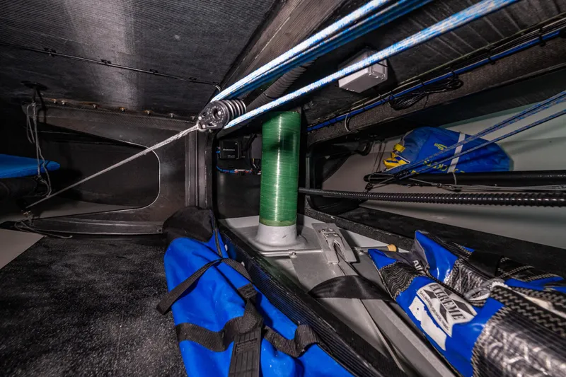 Manifest Yacht Photos Pics 