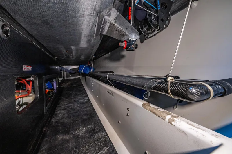 Manifest Yacht Photos Pics 