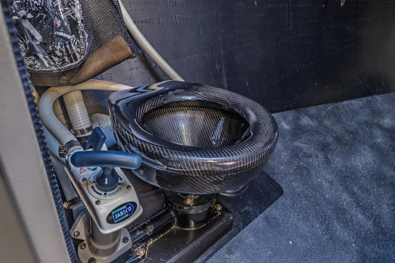 Manifest Yacht Photos Pics 