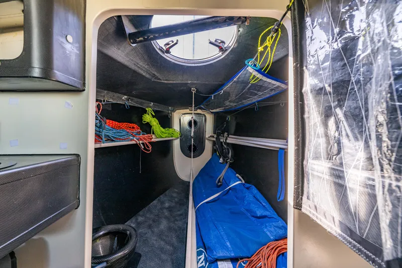 Manifest Yacht Photos Pics 