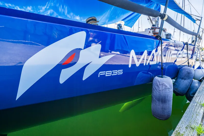 Manifest Yacht Photos Pics Blue Offshore Racing Van Munster Boats Fred Barrett 35 yacht docked, 2016 model.