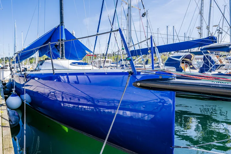 Manifest Yacht Photos Pics Blue Offshore Racing Van Munster Boats Fred Barrett 35 yacht docked, 2016 model.