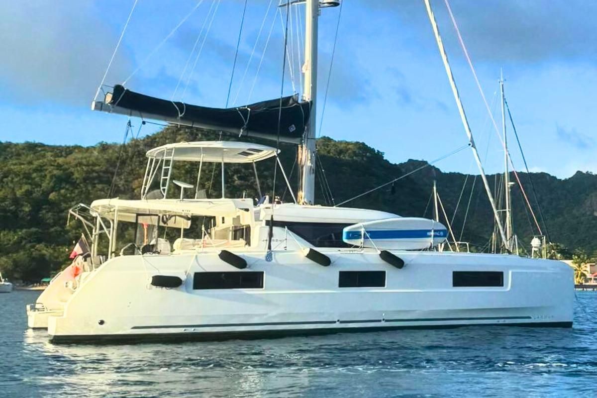 2023 Lagoon 45 