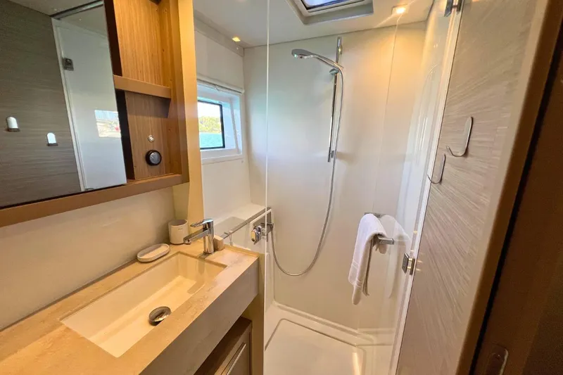 Epicure Yacht Photos Pics LAGOON 46 DE 2023