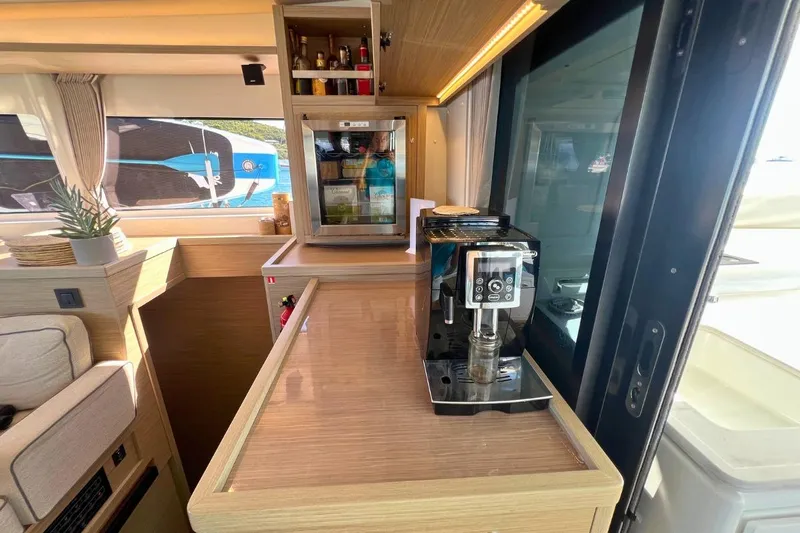 Epicure Yacht Photos Pics LAGOON 46 DE 2023