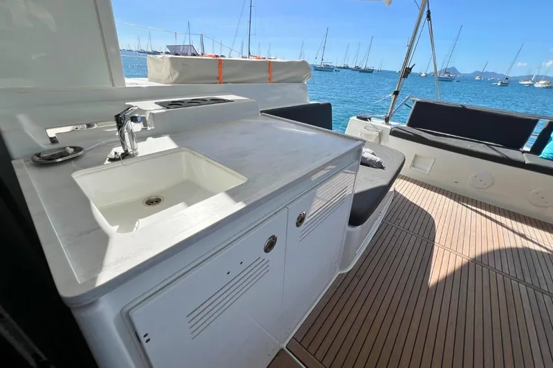 Epicure Yacht Photos Pics LAGOON 46 DE 2023