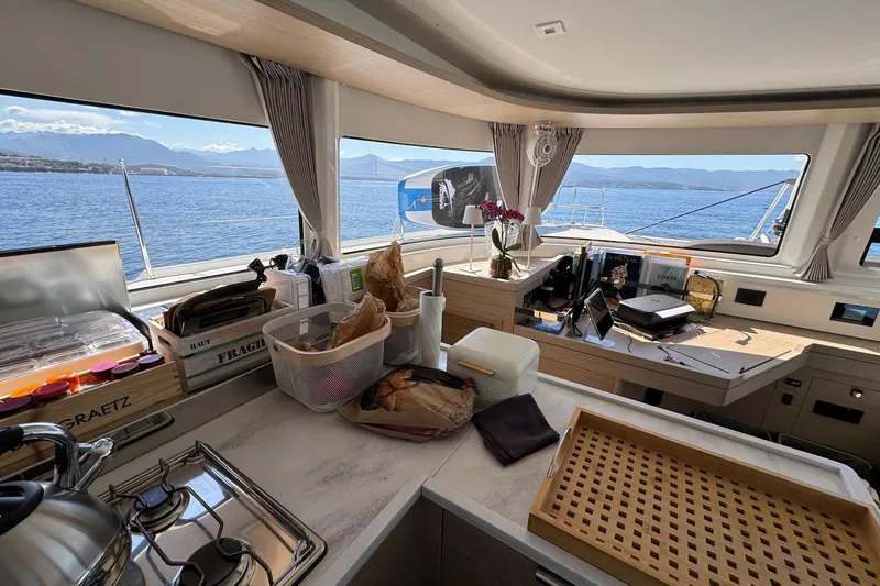 Epicure Yacht Photos Pics LAGOON 46 DE 2023