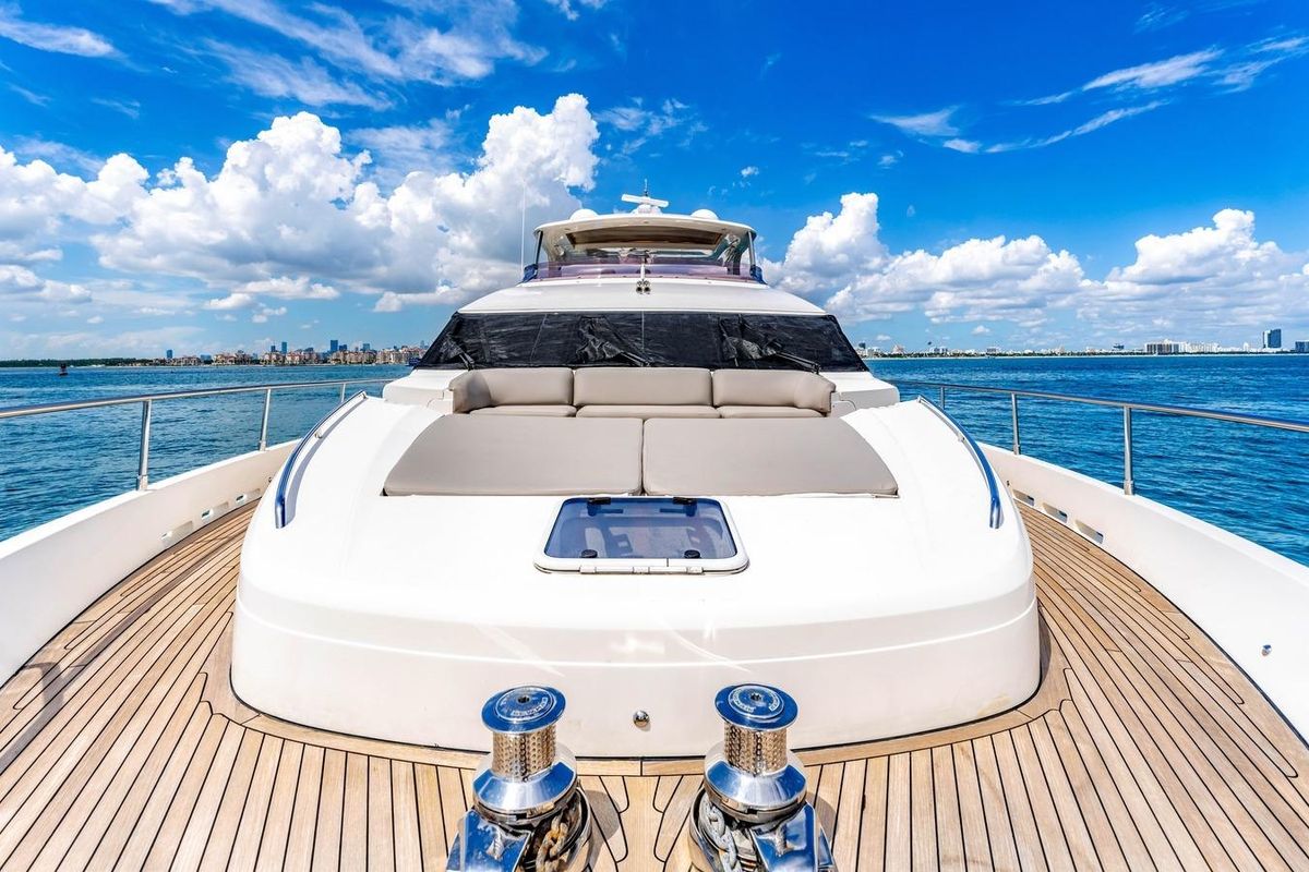 2012 Princess 85 