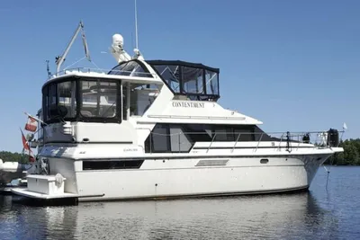 Carver 440 Aft Cabin Motor Yacht