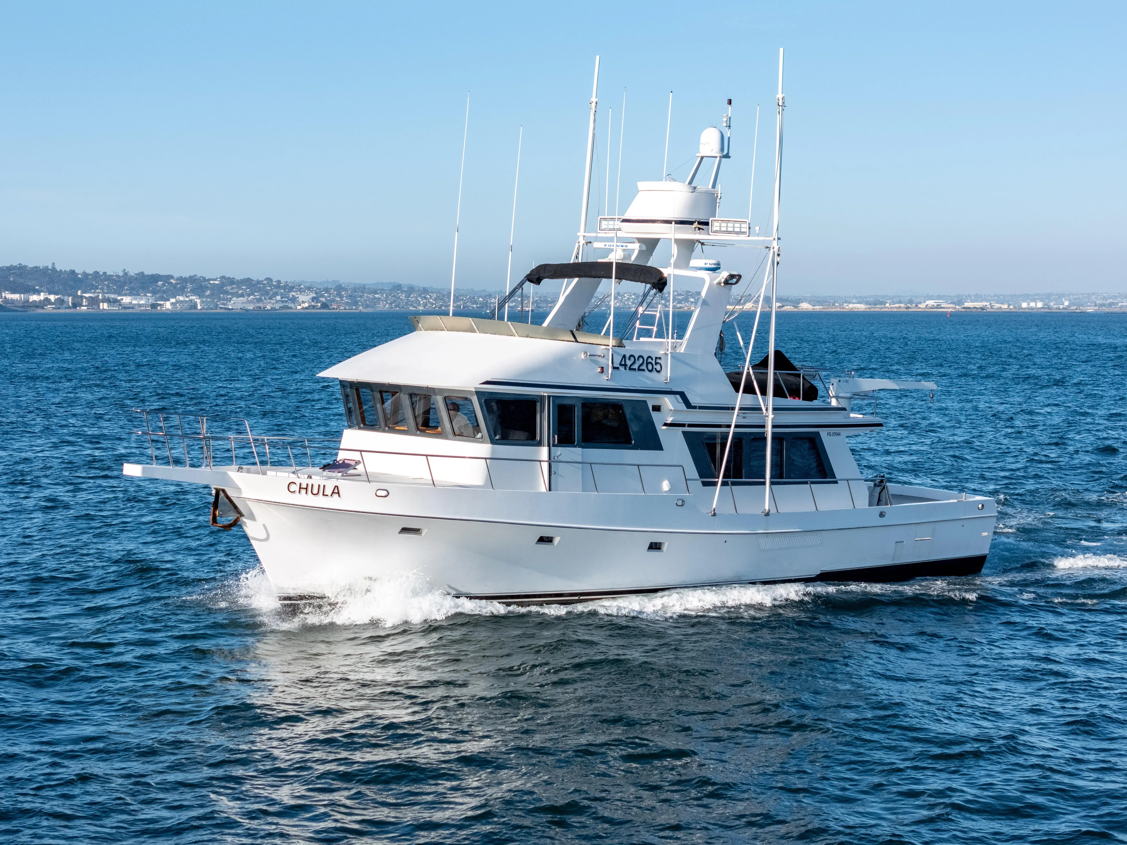 Chula Yacht Photos Pics 