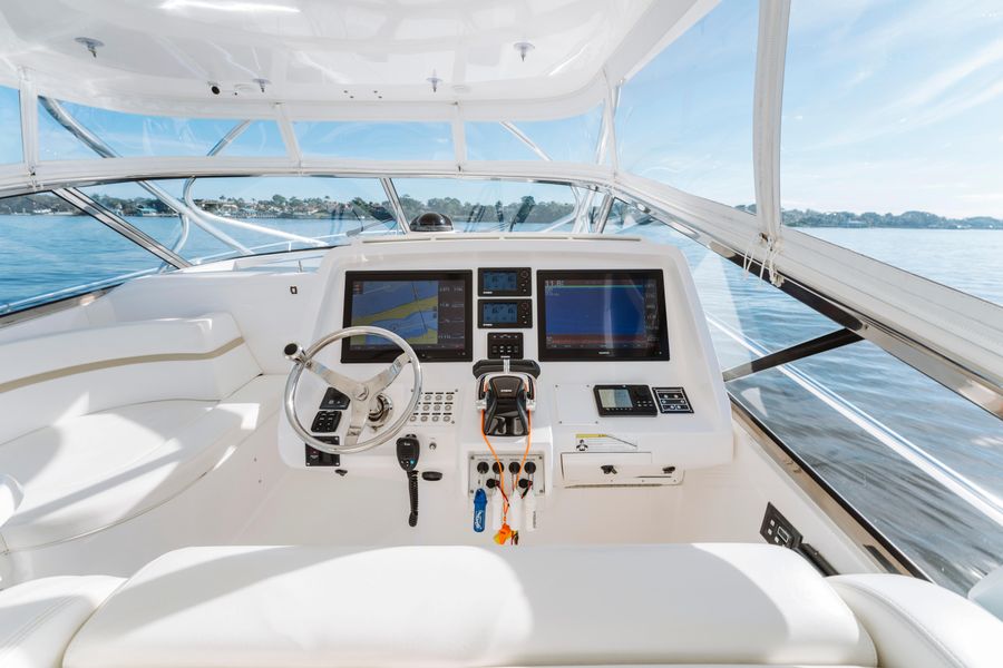 2014 Intrepid 475 Sport Yacht