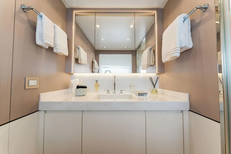 Lady K Yacht Photos Pics 