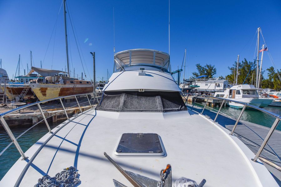 1991 Hatteras Motor Yacht