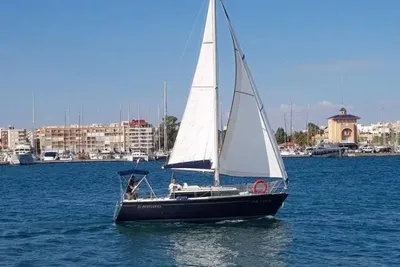 1977 Dufour 2800