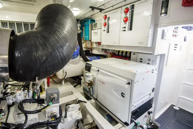 C Student Yacht Photos Pics 