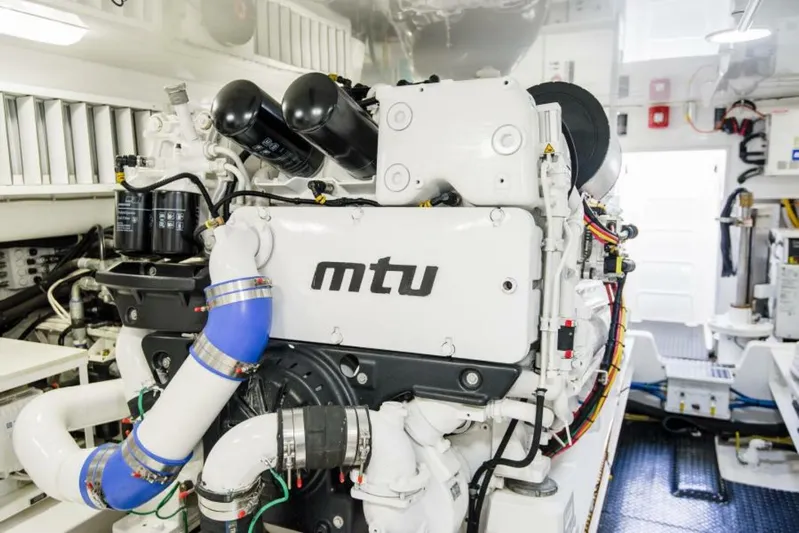 C Student Yacht Photos Pics 