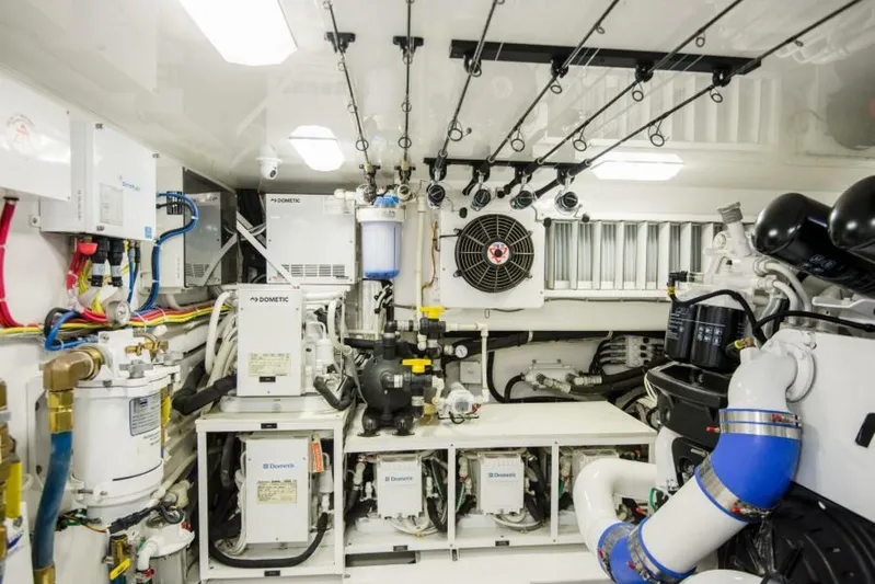 C Student Yacht Photos Pics 