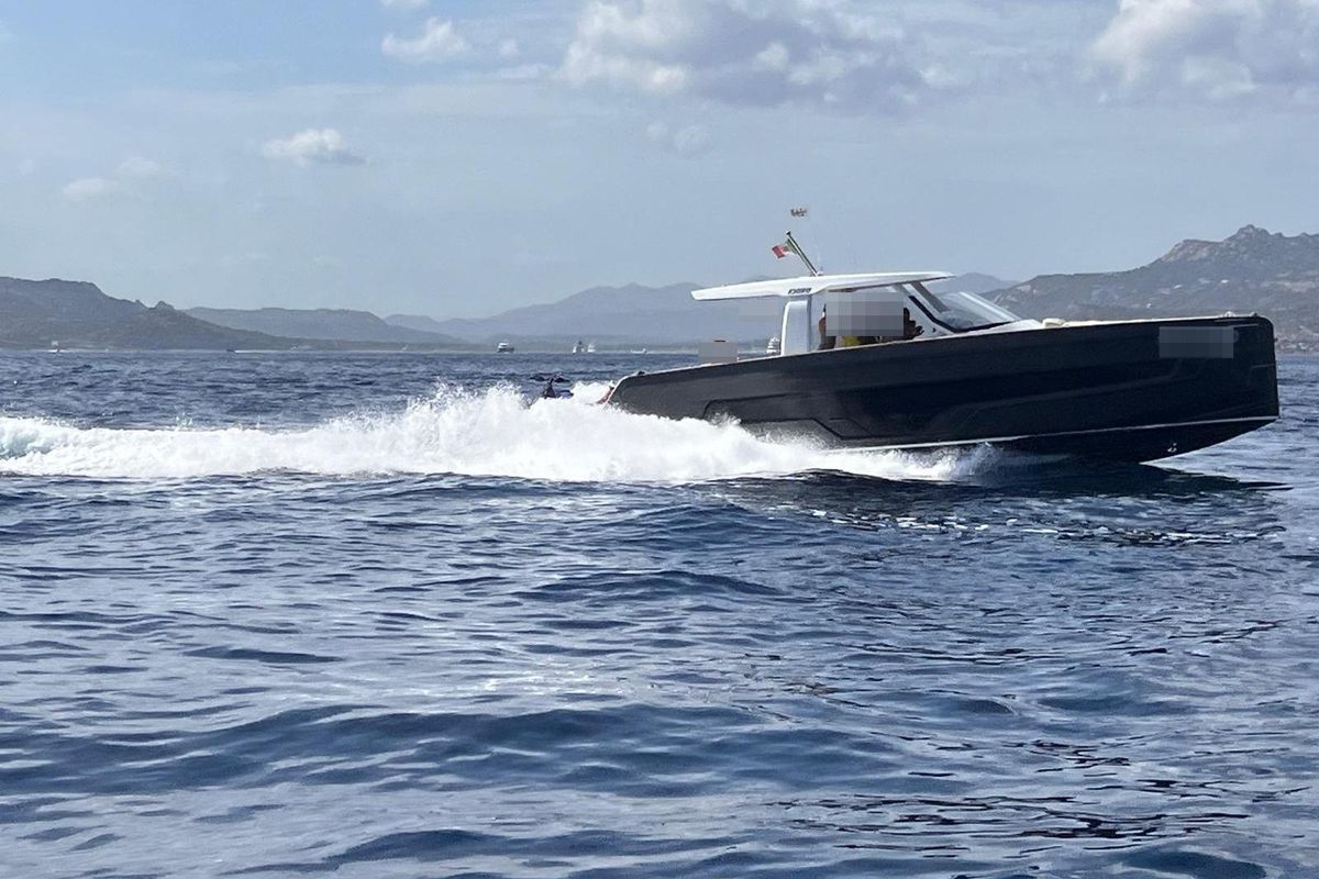 2023 Fjord 42 