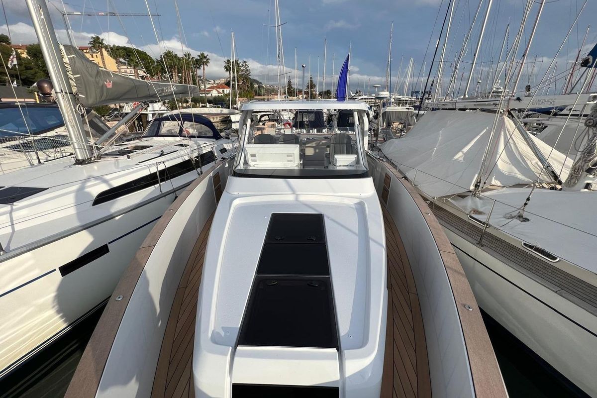 2023 Fjord 42 
