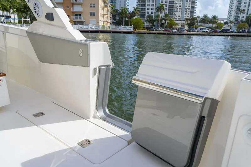 Nailed It Yacht Photos Pics 2024 Tiara Yachts 43 Ls - Image 21