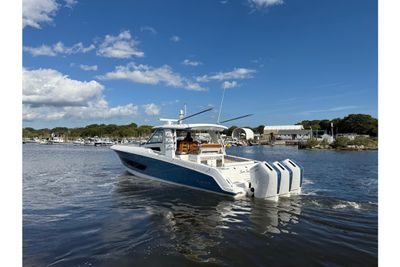 Yacht