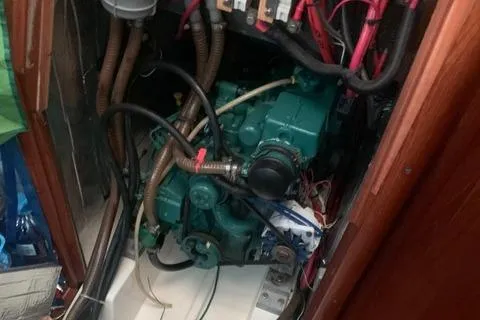  Yacht Photos Pics Engine compartment of a 2002 Jeanneau Sun Odyssey 40 sailboat, showing wiring and components.