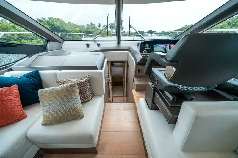 Stardust Yacht Photos Pics 2020 Sunseeker Manhattan 52 - Image 26