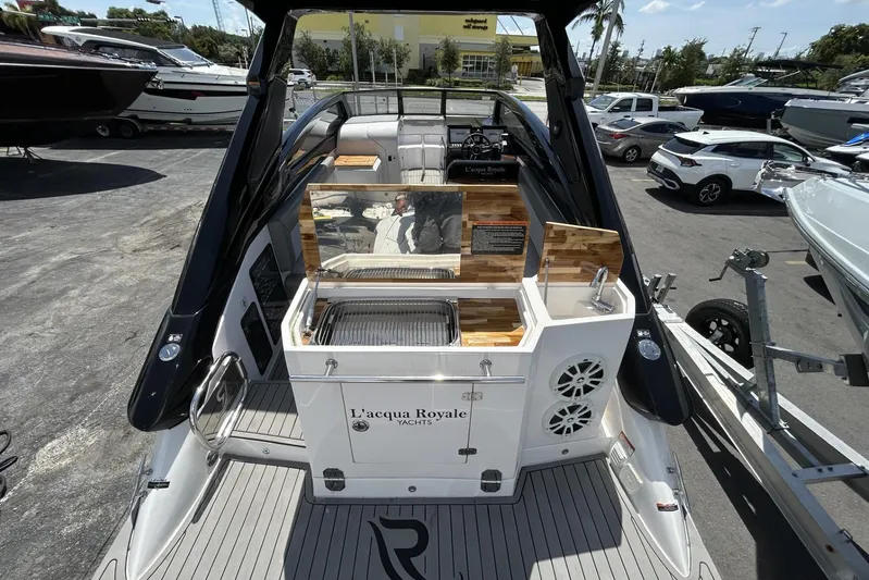 Lr280 Yacht Photos Pics 2024 L'acqua Royale LR280 GRAN CABRIO yacht with outdoor kitchen and sleek design.