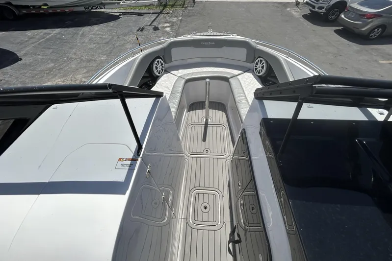 Lr280 Yacht Photos Pics 2024 L'acqua Royale LR280 GRAN CABRIO boat interior with sleek design and spacious seating.
