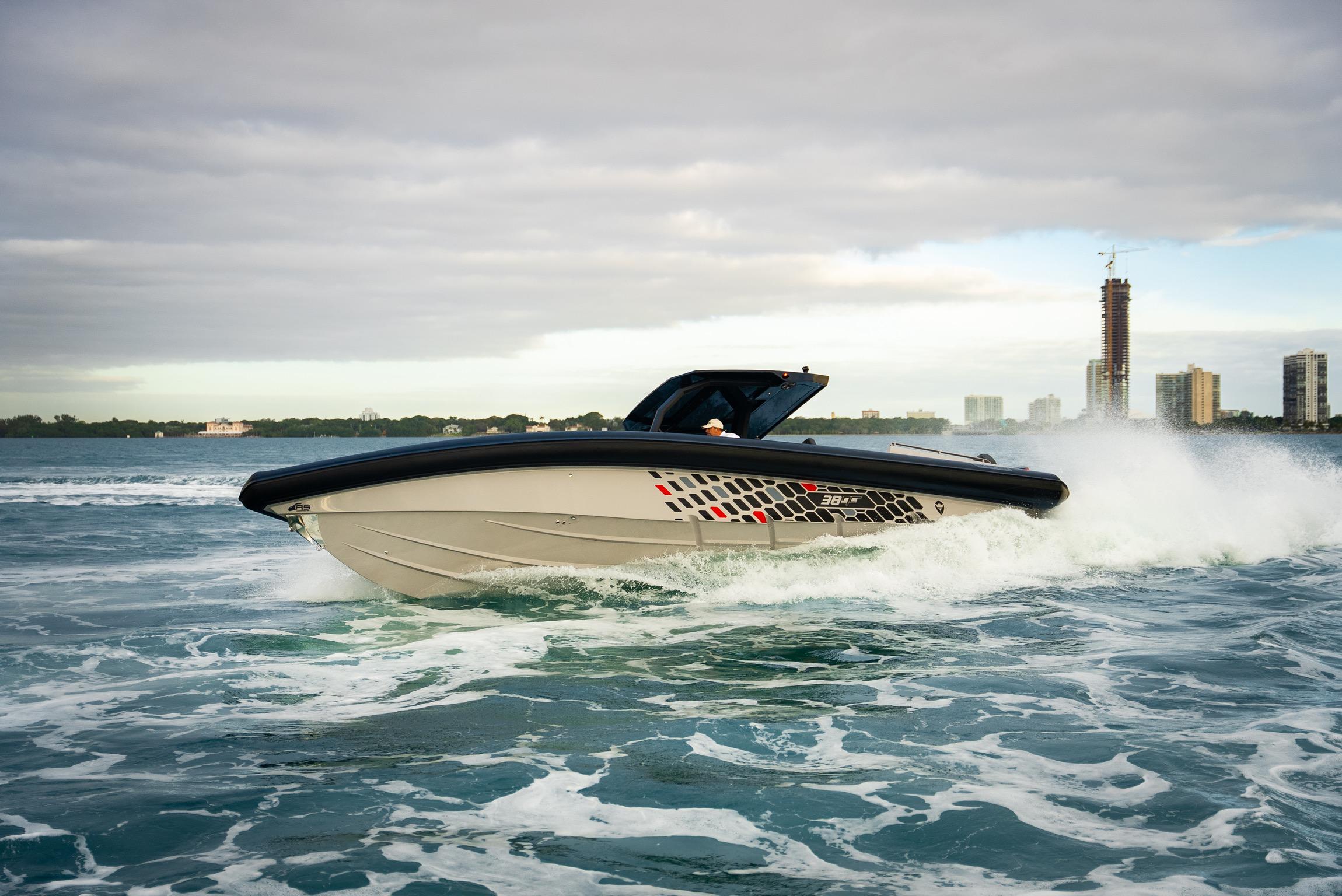 2025 SkipperBSK 38NC Center Console for sale YachtWorld