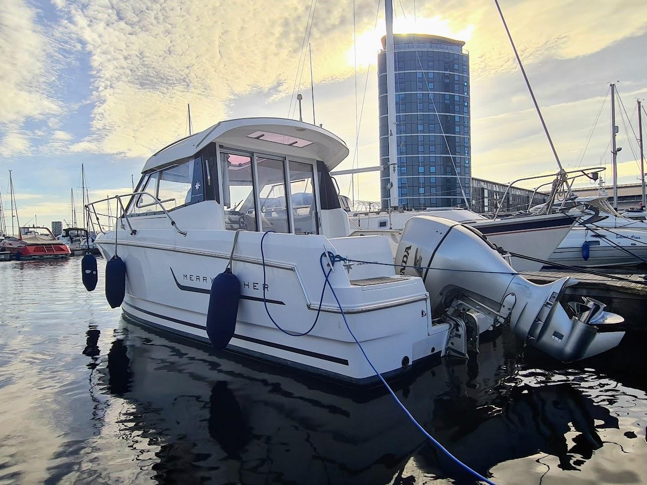2012 Jeanneau Merry Fisher 755