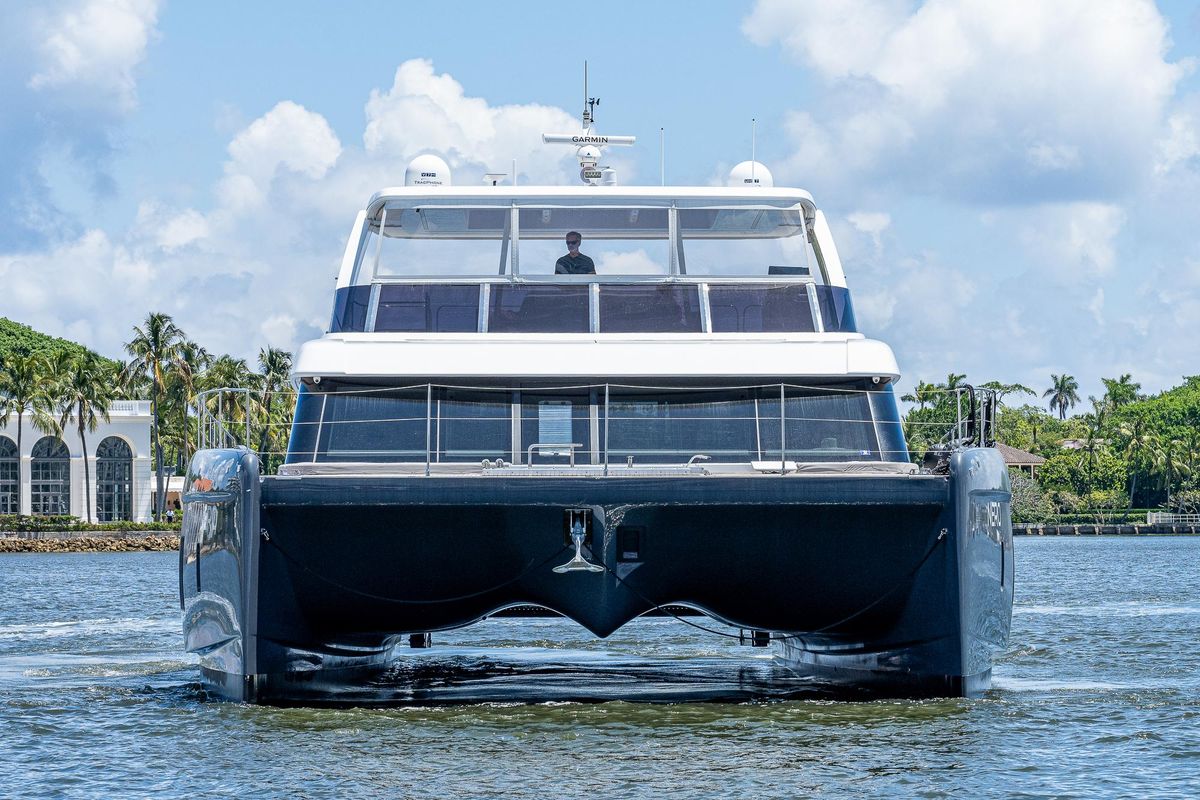 2022 Sunreef 60 