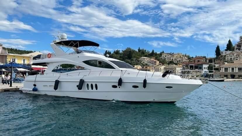 2010 Majesty 66 
