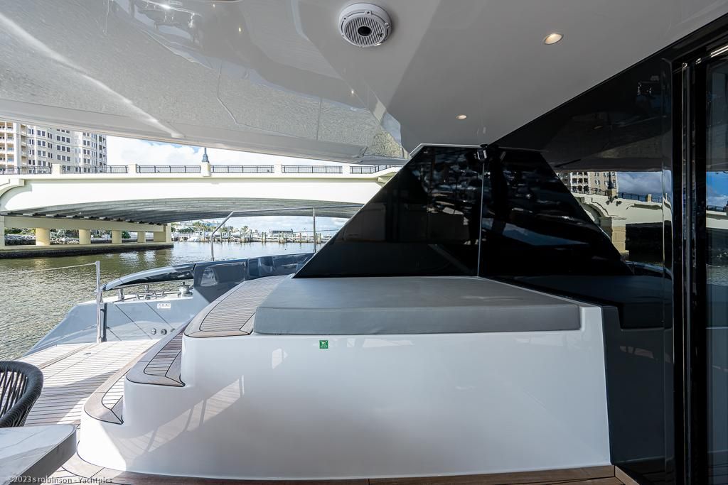 2022 Sunreef 60 