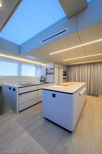 Nero Yacht Photos Pics Sunreef 60 NERO- Galley