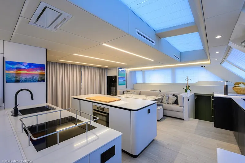 Nero Yacht Photos Pics Sunreef 60 NERO- Galley