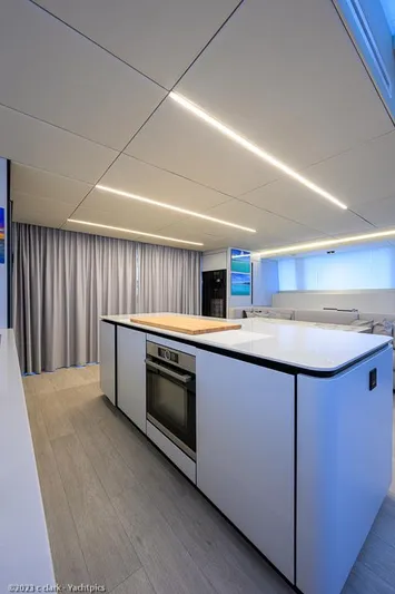 Nero Yacht Photos Pics Sunreef 60 NERO- Galley