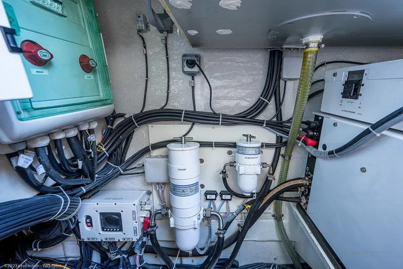 Nero Yacht Photos Pics Sunreef 60 NERO- Engine Room