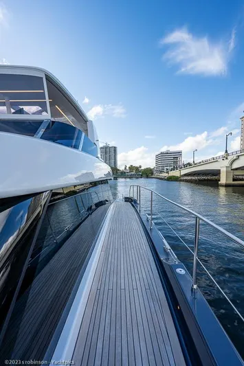 Nero Yacht Photos Pics Sunreef 60 NERO- Companionway