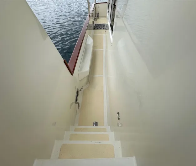 Gooso Yacht Photos Pics 