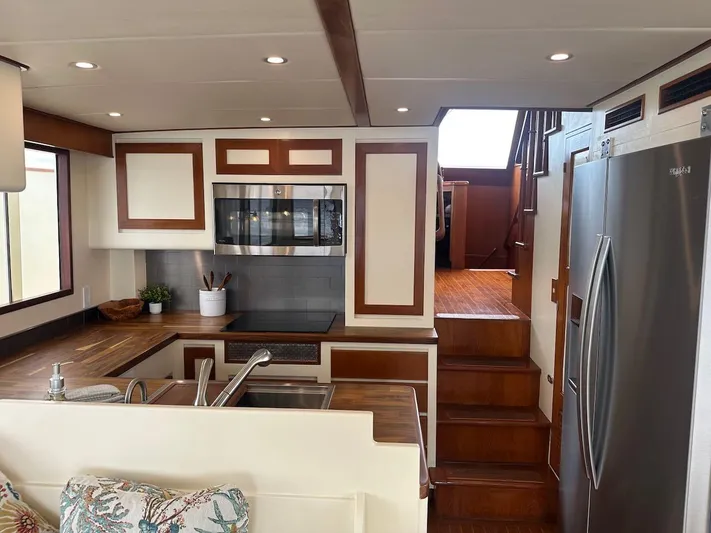 Gooso Yacht Photos Pics 