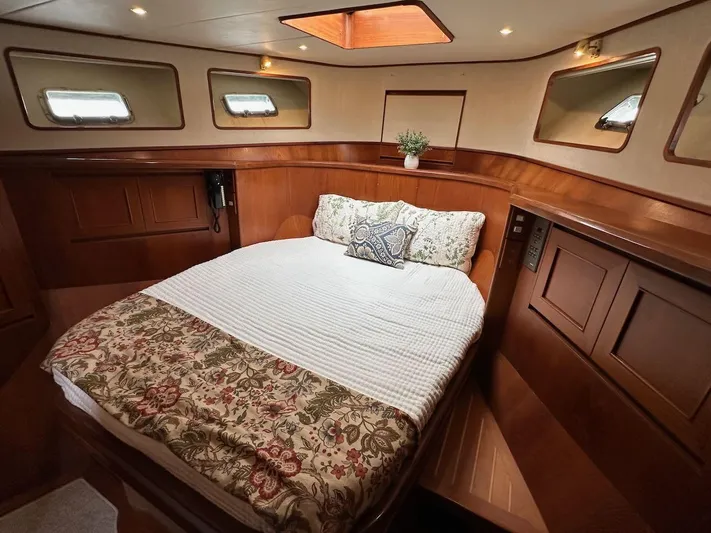 Gooso Yacht Photos Pics 